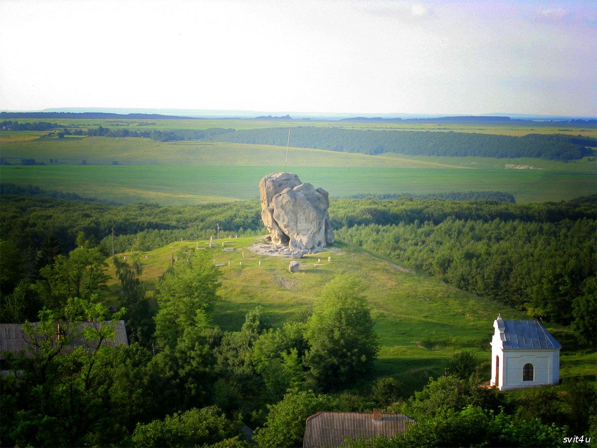 Підкамінь