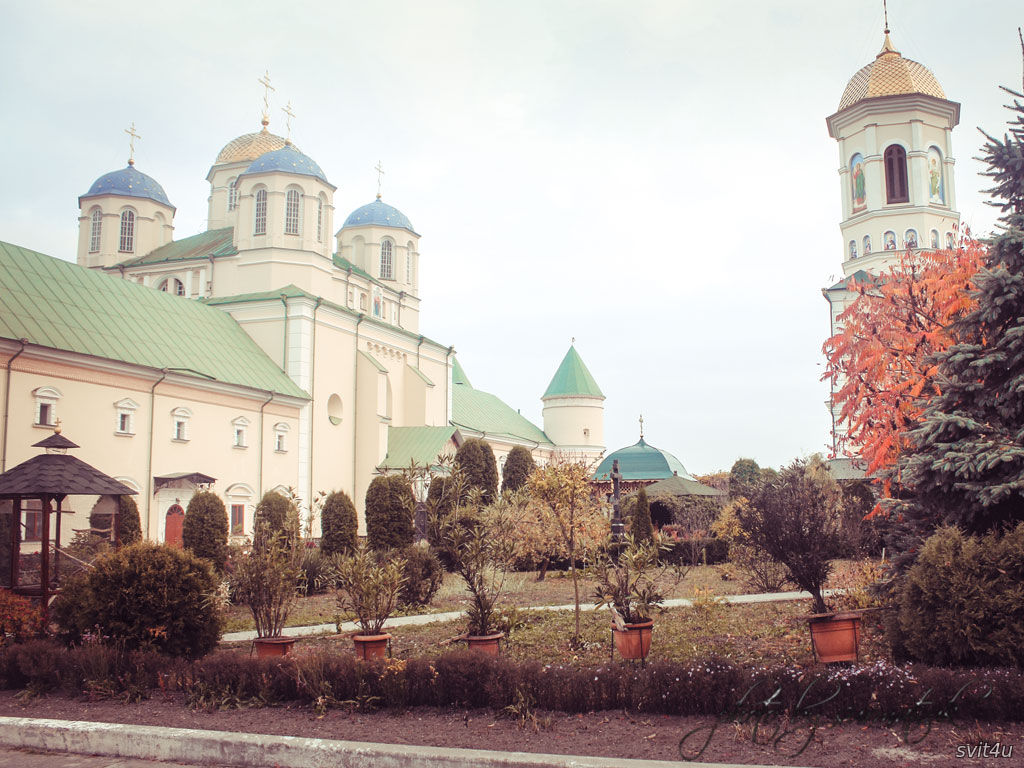 Троїцький Межиріцький монастир